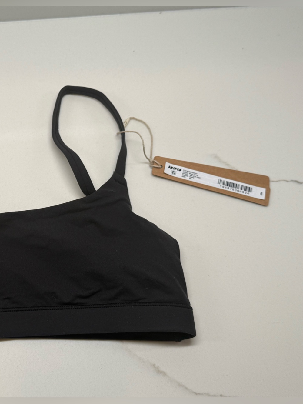 SKIMS Fits Everybody Scoop Bralette - Picture 4 of 8